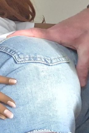 Dryhump a Bubblebutt with Lots of Cum