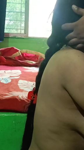 A Boyfriend Looking to His Girlfriend Hardcore ucking Licking Kissing Videos   Clip 1