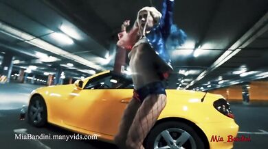 Public fuck with horny Harley Quinn. Halloween