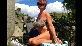 Candy-Wrapped Sensuality: A Sexy Shapeshifter`s Alluring Moves