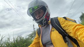 repartiendo domicilio a cliente de didi sin sosten