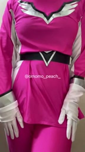 【戦隊ヒロインが尿意に負けてしまい おもらし】誰よりもピンチだった おももレンジャー #Power Rangers #omorashi #peeaccident #desperation Wet