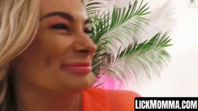 ”Stepdaughter Atlanta Moreno & stepmum Eva May ORGASM together”