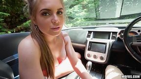 Pretty babe Alessandra Jane gives a blowjob in a car and gets her pusys smashed