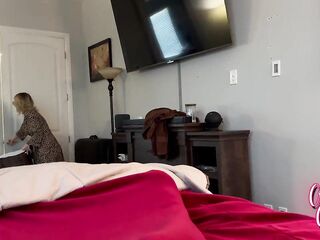 Stepmom Can't Keep Her Eyes Off My Big Dick!