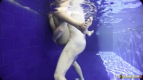 JohnTronX - I fucked a gorgeous Asian babe in the pool in POV