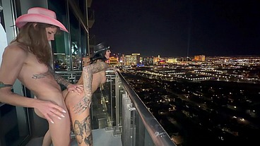 3 TRANS HOTTIES RAILED ON VEGAS BALCONY HIGHRISE