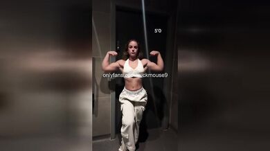 IG Live Yoga Fail: 18yo Virgin Ass PROLAPSED Out SHOCKED