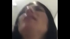 Diva dandose sentones