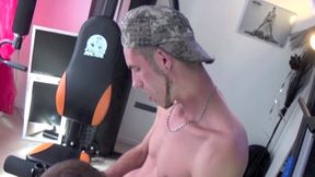 Sexy straight boy accep tto test to have sex wiht a sexy gay
