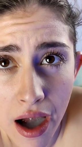 SHANAXNOW RECEIVING A MASSAGE WITH ASSJOB AND THROATPIE   Clip 3