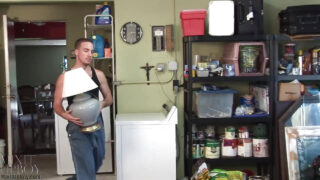 Gorący młody pan Saukei bierze czarnego kutasa od pary na golasa: intensywna 69, fellatio, penisy, lizanie, masturbacja prowadząca do potężnego wytrysku