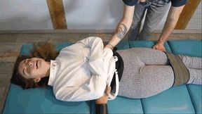 PSYCHIATRIC TICKLING THERAPY SERIES : PATIENT 11 : LISABETH - TREATMENT 02 - HD