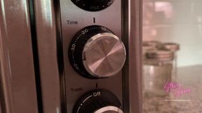 My girlfriend ate me out on our kitchen counter during my instructional cooking video - TEASER