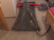 Selfbondage im Vakuumbett