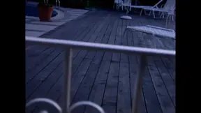 Desperate blonde needs fast fuck for her orgasm