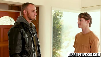 Ex-con barebacks friend'_s step brother