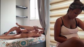 The Cuckold Is Distracted and Her Husband Takes the Opportunity to Fuck His Friend in the Ass