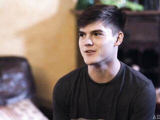 Stepmommy's Hunk - Pervert Tyler Cruise Watches Sexy mother I'd like to fuck Mona Wales's Bulky Butt During the time that This babe's Doing Chores