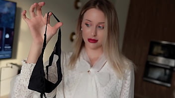 My Stepmom Jerked Off Her Panties and Let Me Fuck Her, Tearing Her Tights!