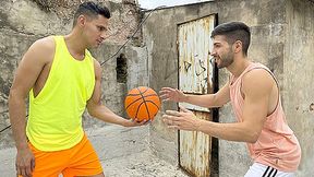 Impromptu Proposal - LatinLeche