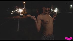 public flashing honey gold and dakota marr sparkler fireworks