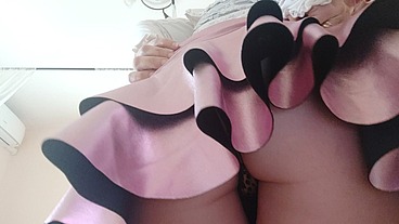 farts with my pink skirt