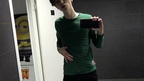 risky! jerking off in a public toilet (23cm) / teen boy / cute boy / hidden