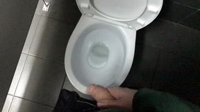 risky! jerking off in a public toilet (23cm) / teen boy / cute boy / hidden