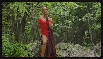 Olivia Trunk Outdoor Solo Bikini Pleasure