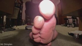 Worship my feet while I game!