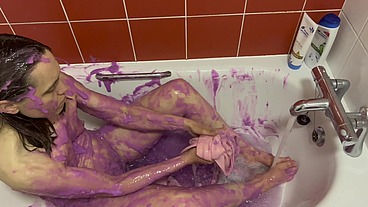 Hotel Play in thick gunge (WAM, Wet and Messy)