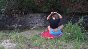 a meeting between strangers at the creek ends in unexpected sex.