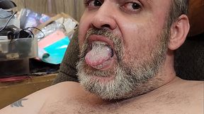 Busting a nut while playing with a mouthful of cum