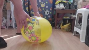 100kg, 220lbs Sitting on beach ball