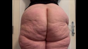 Busty MILF tests her flexibility with a daring challenge