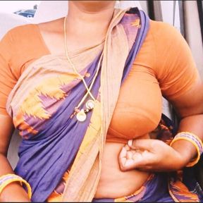 Sexy maid name of Rangi car sex and pissing, telugu DIRTY  talks.