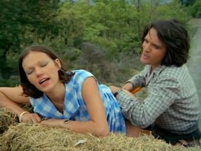 Brigitte Lahaie Cathy Submissive Girl (1977) sc2