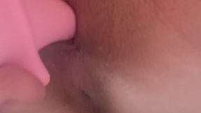 Real Orgasm with My Pink Vibrator