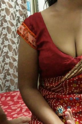 The Servant Gave Bangles to the Mistress