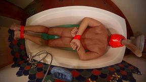 dominatrix mistress april - a slave bath