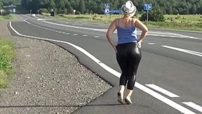 Large pussy&#x1F32E;&#xFE0F; in tight leather pants