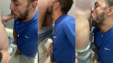 FEZ ORAL E CUNETTE E O PUTO GOZOU NA BOCA DO SAFADO QUE ESTAVA DE JOELHOS.