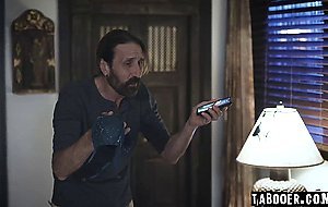 Scheming Bitch Vanna Bardot Seduces New Stepdad