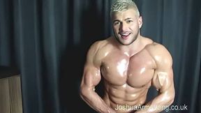 LYCRA SUPERHERO