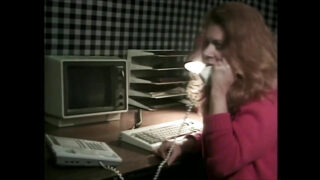 Blowjob, makan vagina, berciuman &#8211; pelacur lesbian sedang bercinta secara anal