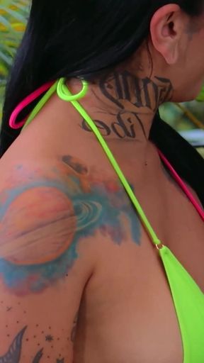 I Fuck My Mother-in-law and Sister-in-law at Christmas Family Reunion