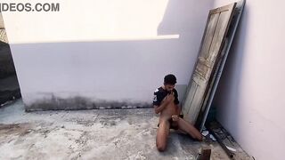 Bony stud with a good-sized dinky fapping off in the street