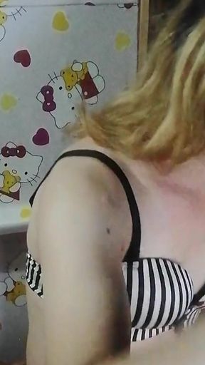 Stepdaddy Wants a Hard Fuck the Queen Wants You to Come Here