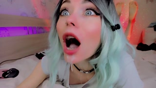 BLUE-HAIRED SLUT GETS MILK ON HER AHEGAO FACE